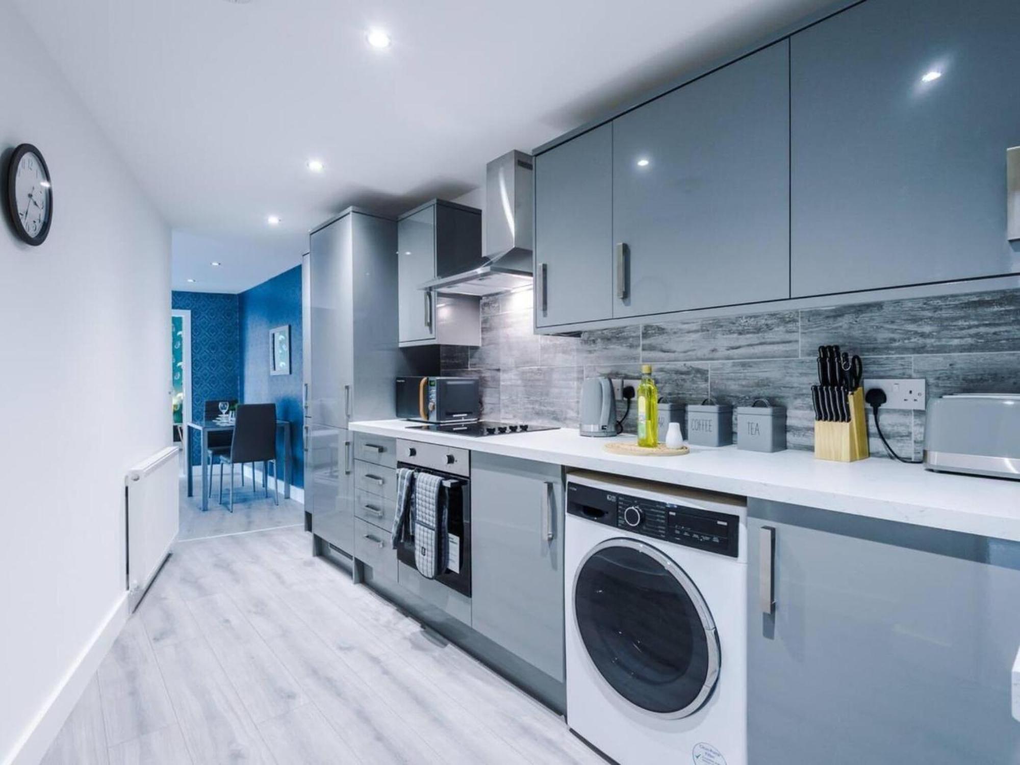 The Ecclesian Deluxe Apartments Near Trafford Centre Eccles Train Station Manchester Eksteriør bilde