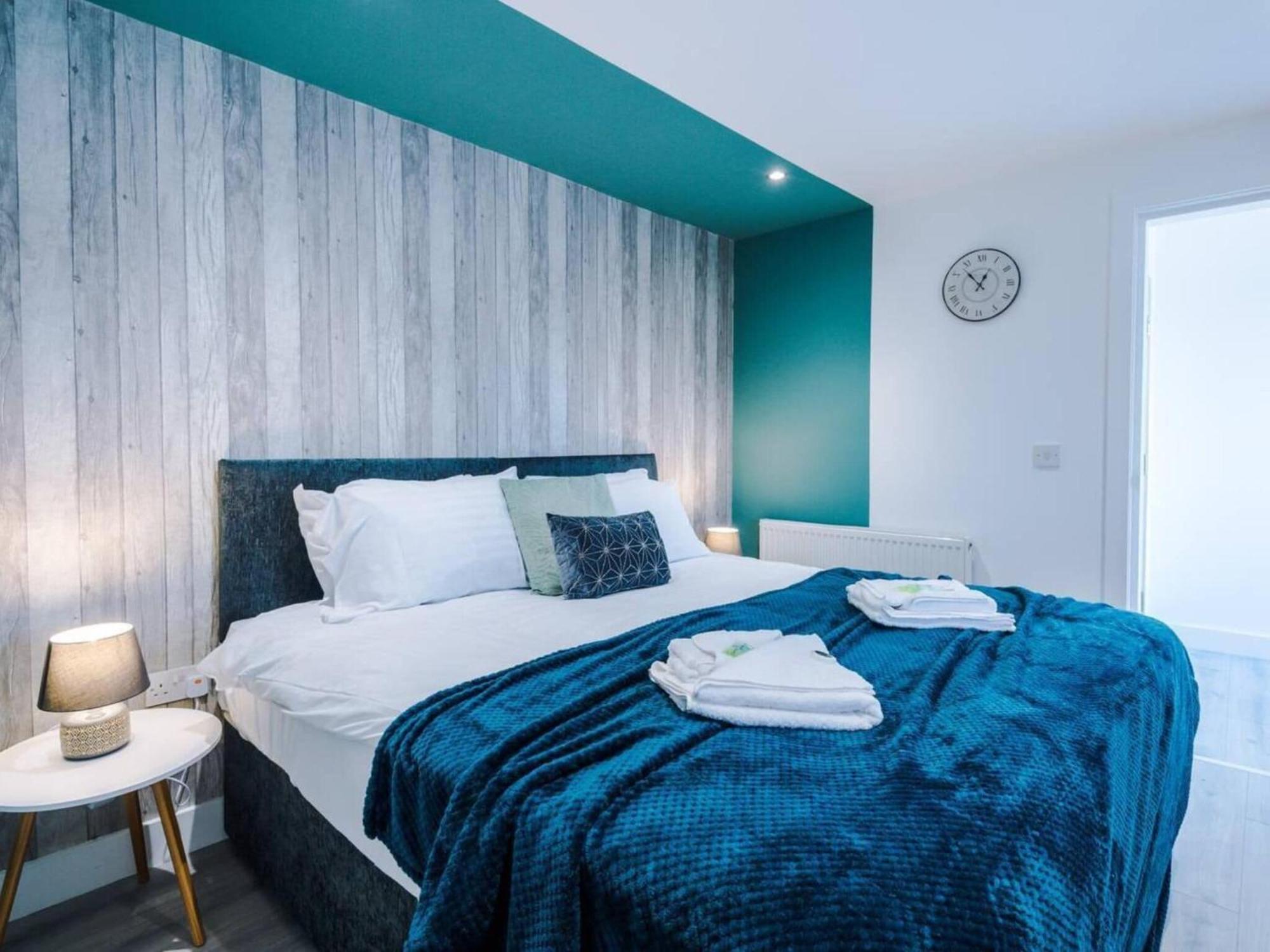 The Ecclesian Deluxe Apartments Near Trafford Centre Eccles Train Station Manchester Eksteriør bilde
