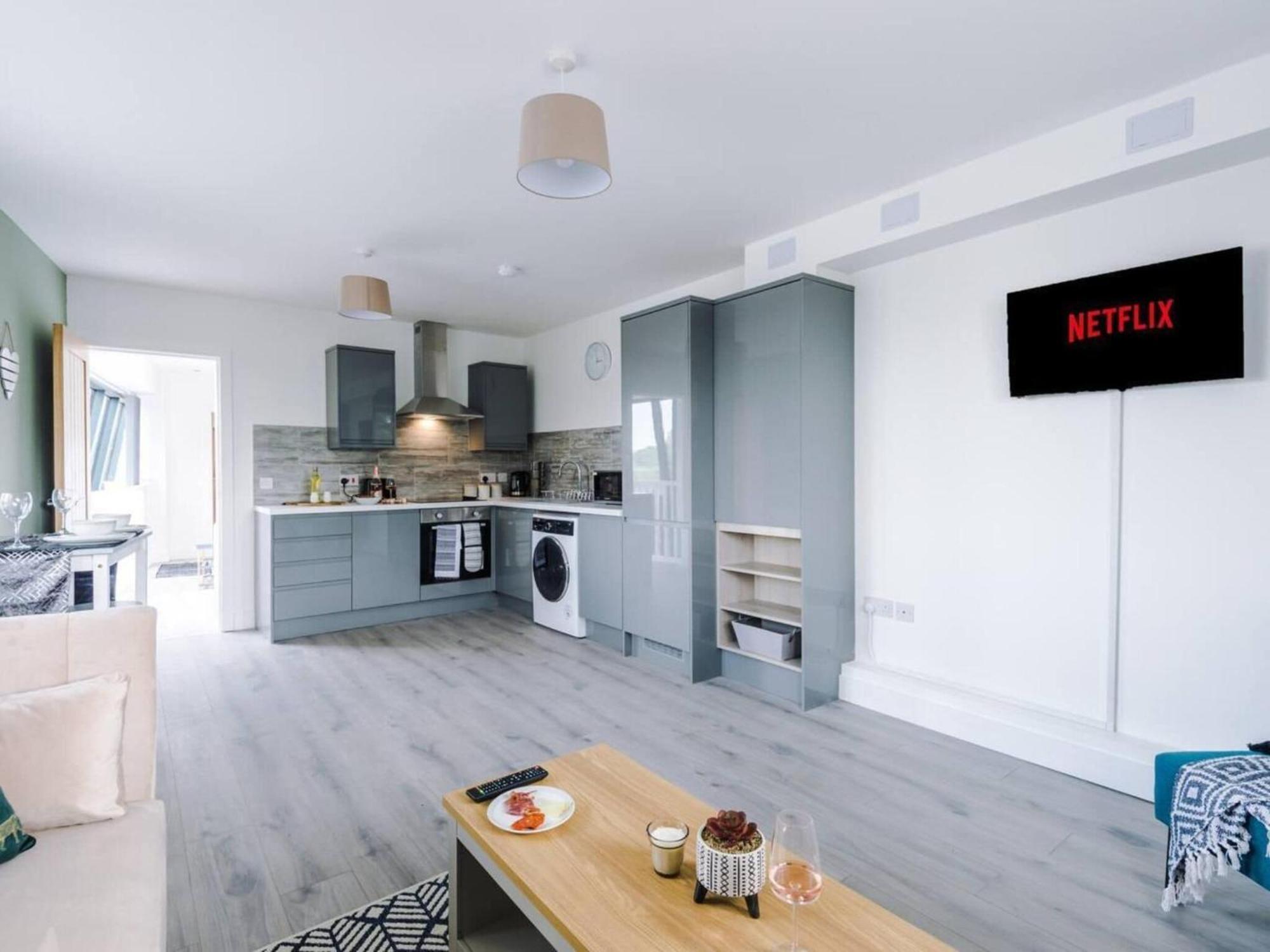 The Ecclesian Deluxe Apartments Near Trafford Centre Eccles Train Station Manchester Eksteriør bilde