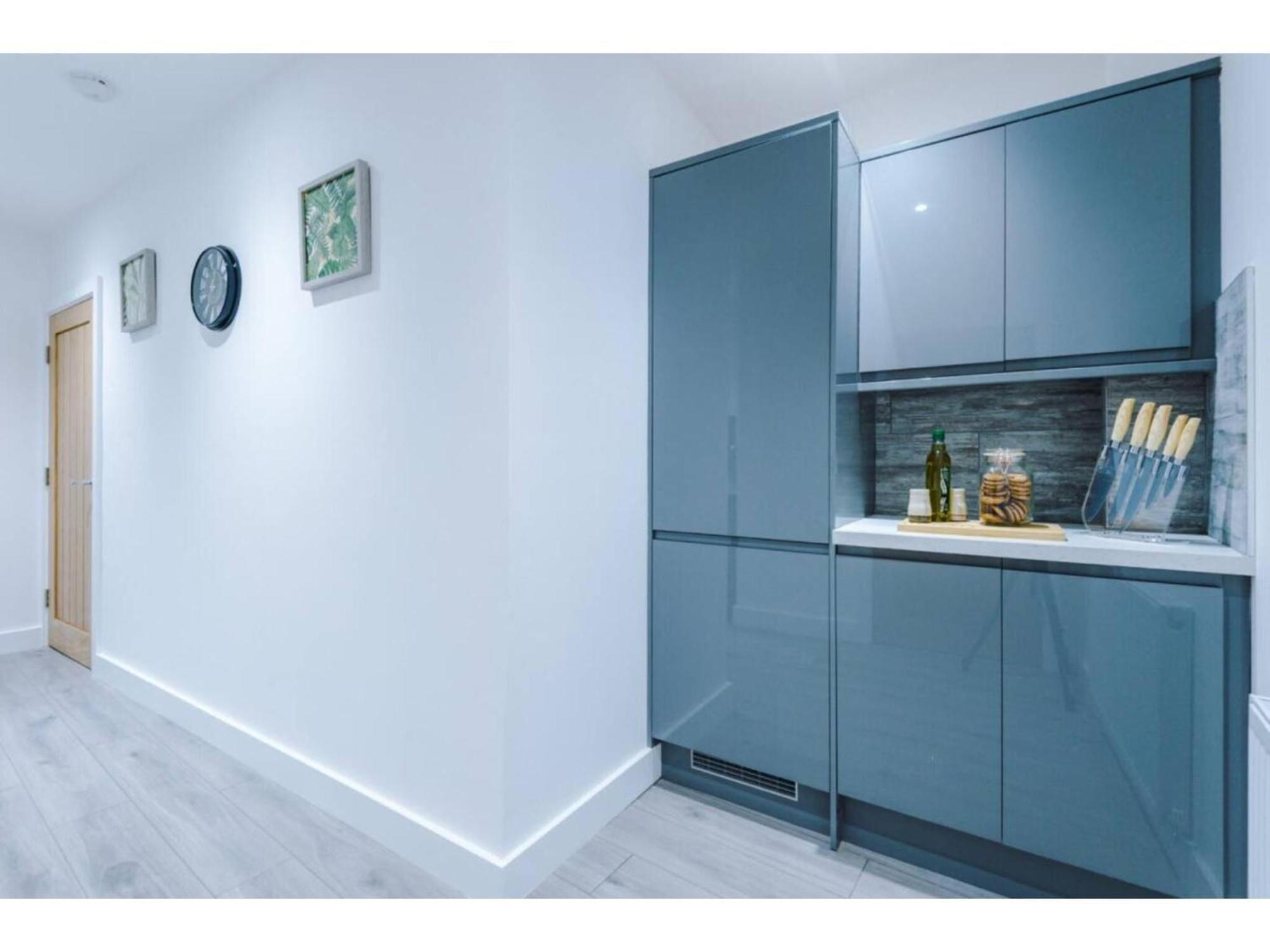 The Ecclesian Deluxe Apartments Near Trafford Centre Eccles Train Station Manchester Eksteriør bilde