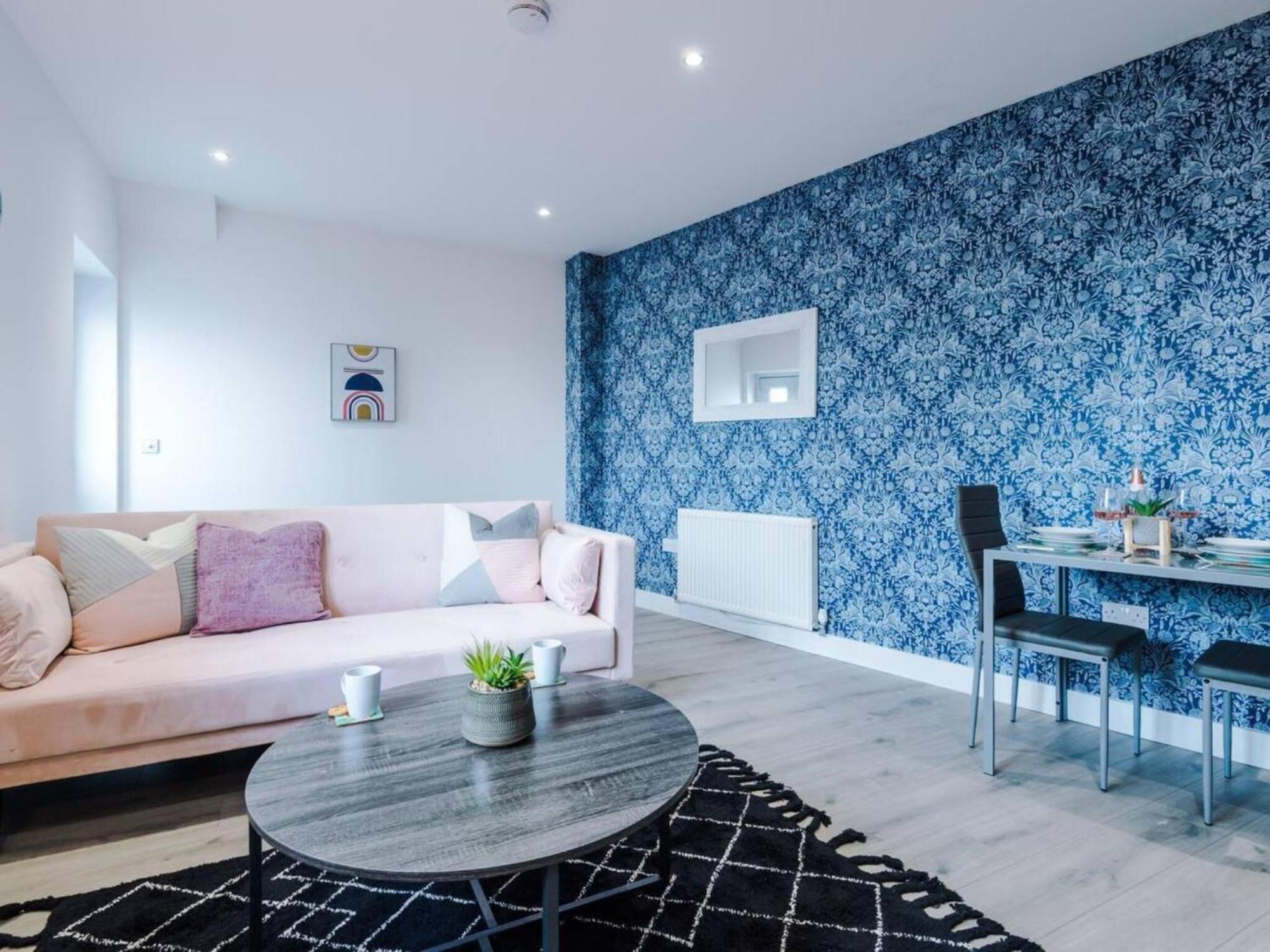 The Ecclesian Deluxe Apartments Near Trafford Centre Eccles Train Station Manchester Eksteriør bilde
